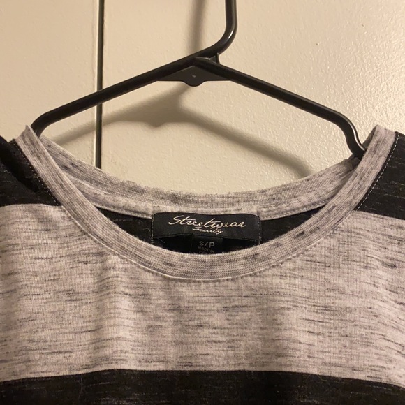 Shirt - Picture 4 of 5